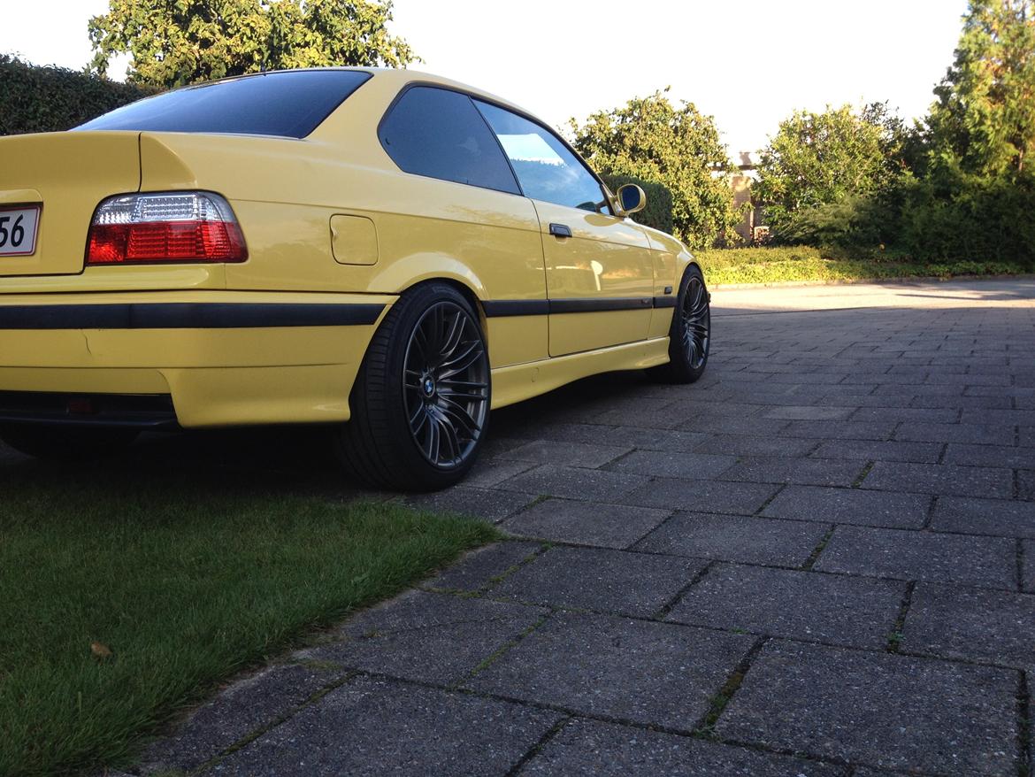 BMW E36 318IS Coupe billede 4