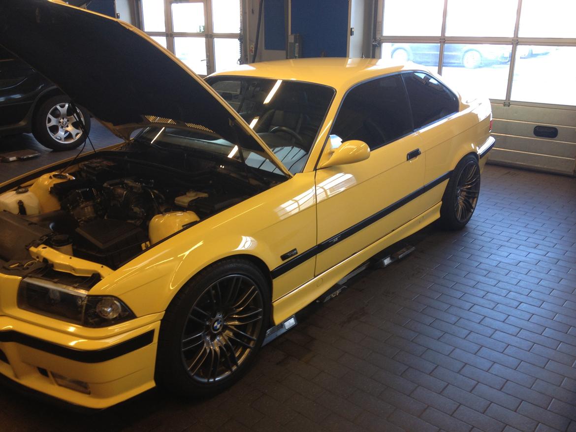 BMW E36 318IS Coupe billede 5