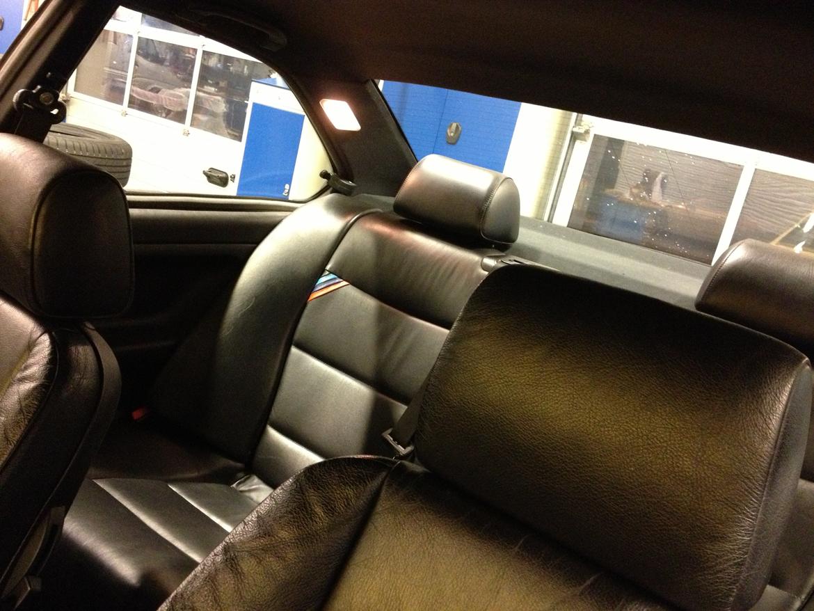 BMW E36 318IS Coupe - Læder stuen :) billede 11