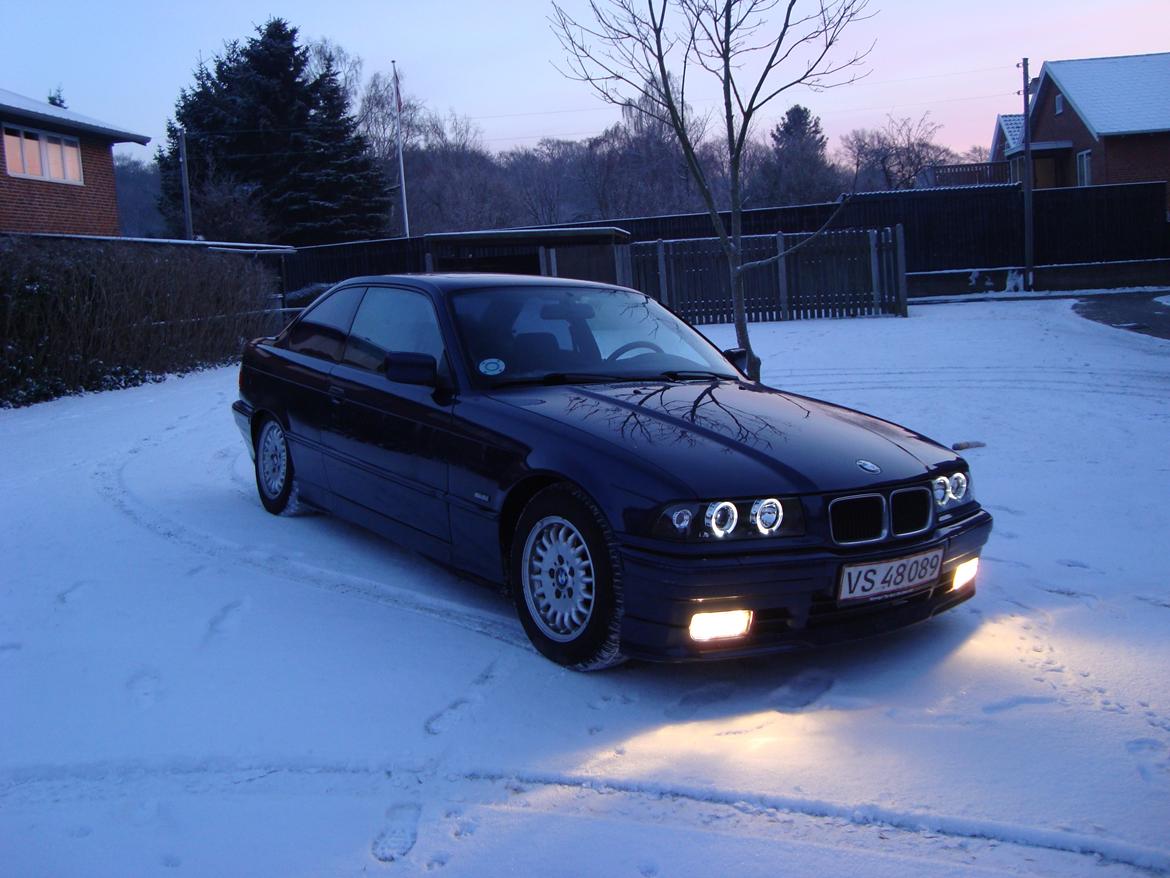 BMW E36 325I Coupe billede 3