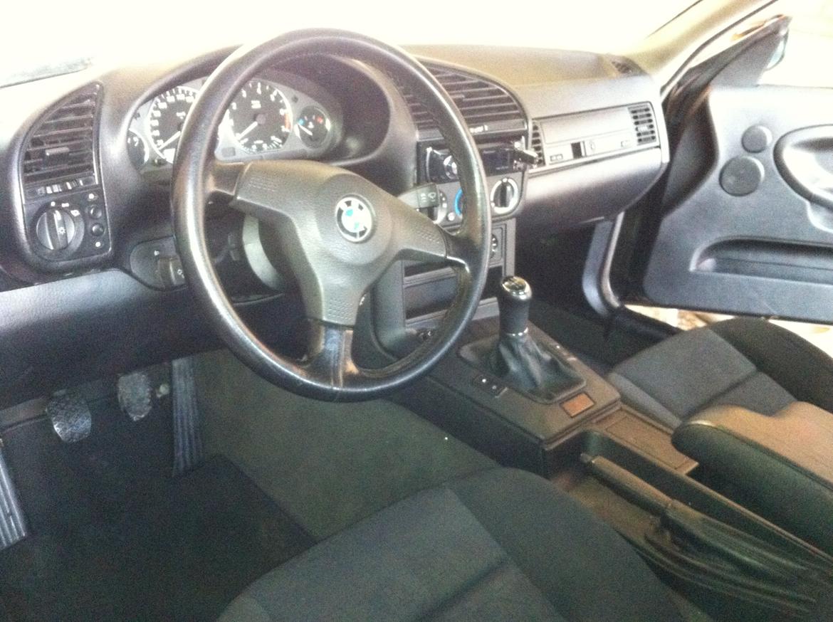 BMW E36 318is billede 15