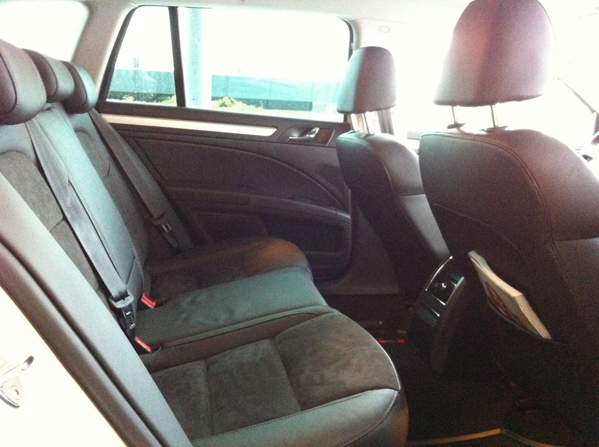 Skoda Superb "SOLGT" - Salonen. Godt med plads. billede 8