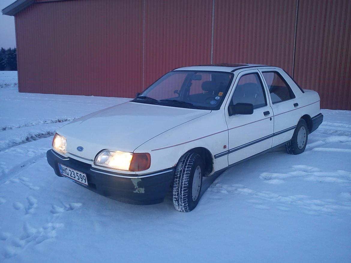Ford Sierra 2.0 OHC (solgt) billede 6