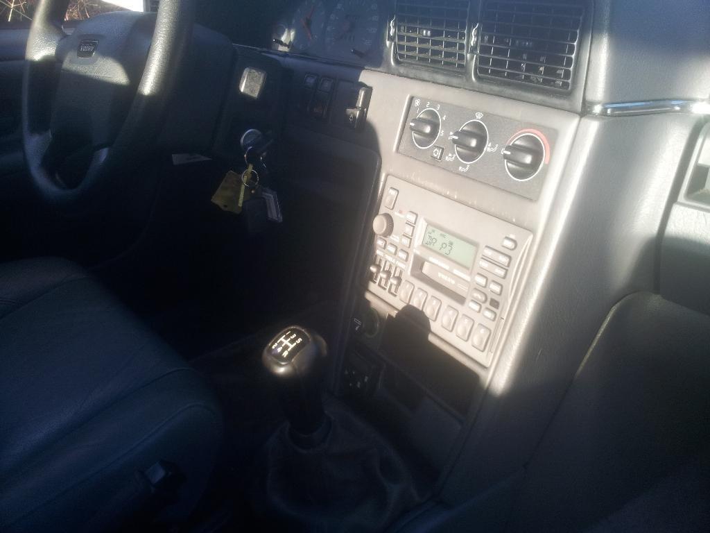 Volvo 960E - Dejlig radio Volvos anlæg er blandt nogle er de bedste i verden efter min mening men det er jo os Alpine der har lavet dem billede 5