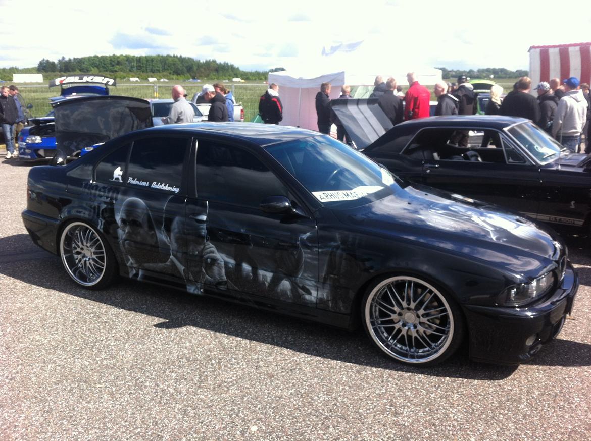 BMW 540i V8 billede 1