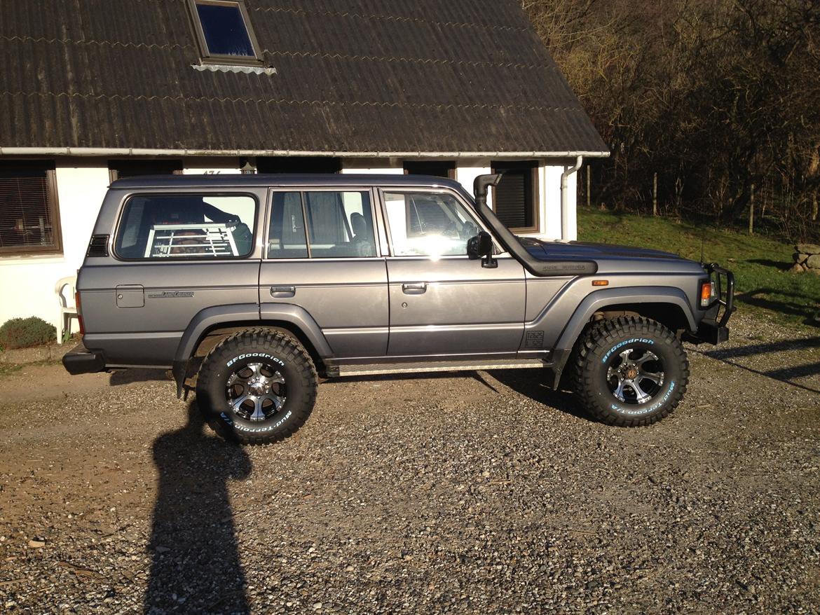 Toyota Landcruiser HJ 61 billede 2