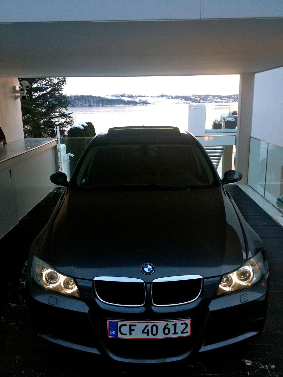 BMW 320D E90 billede 12