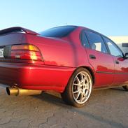 Toyota Corolla 1.6 Sedan