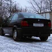 BMW E36 316 compact