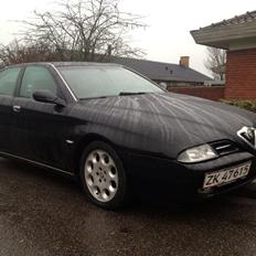 Alfa Romeo 166 2,4 JTD: SOLGT