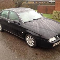 Alfa Romeo 166 2,4 JTD: SOLGT