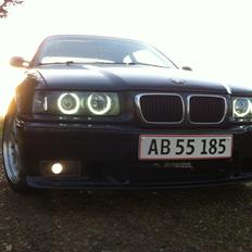 BMW E36 318is