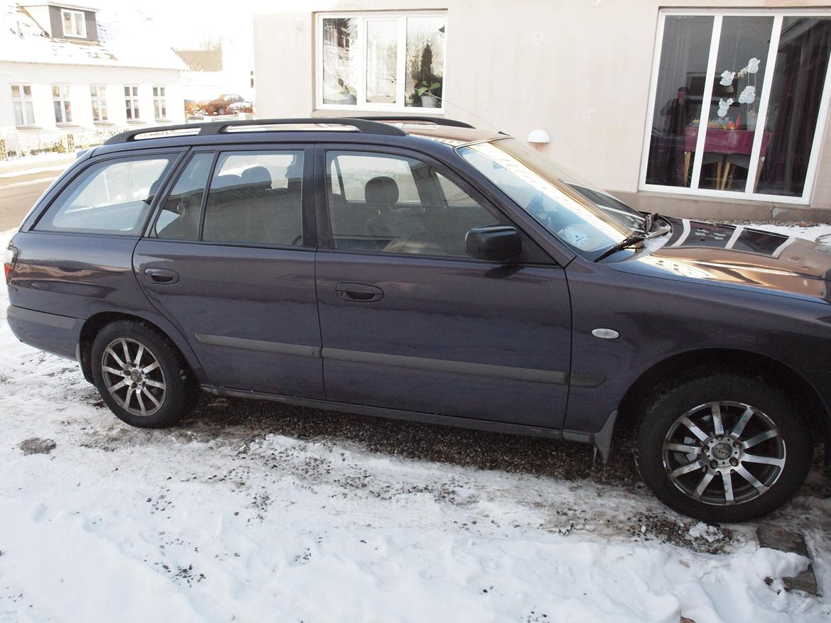 Mazda 626 1.8i LX st. car *SOLGT* billede 4