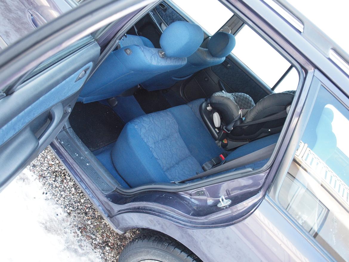 Mazda 626 1.8i LX st. car *SOLGT* billede 7