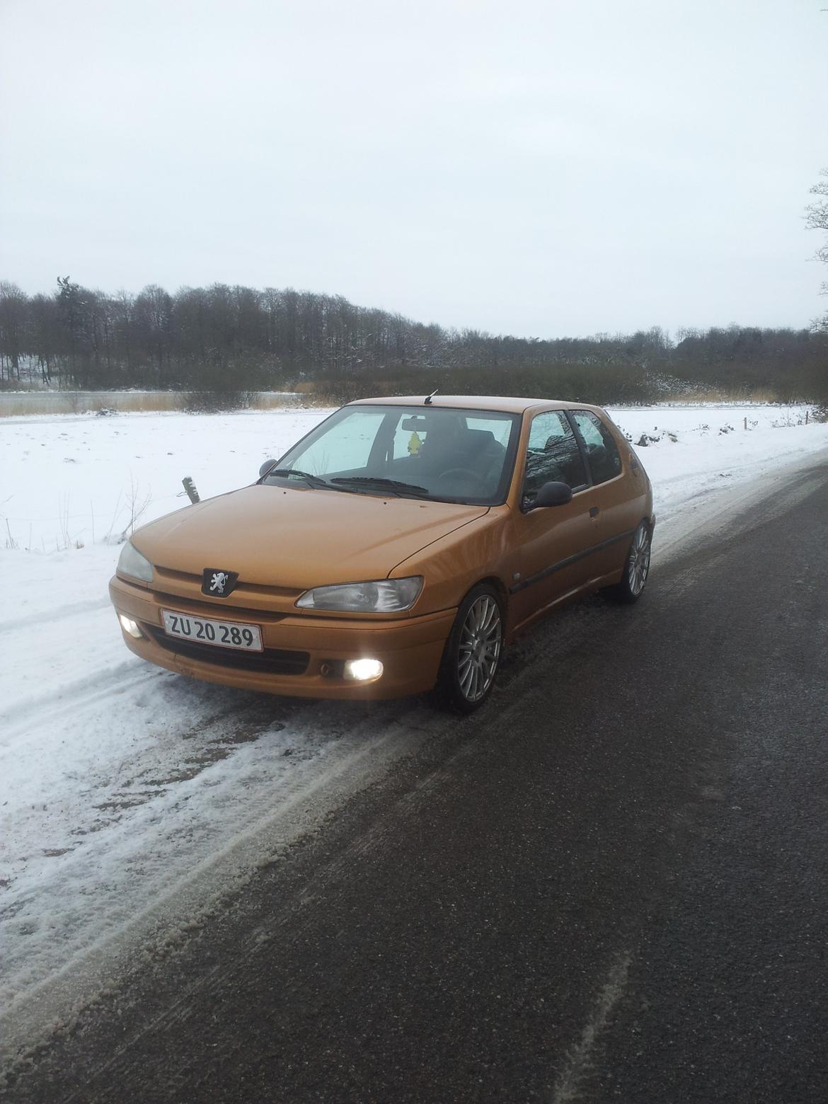 Peugeot 306 / Guldkaramellen / - Vintermode! billede 13