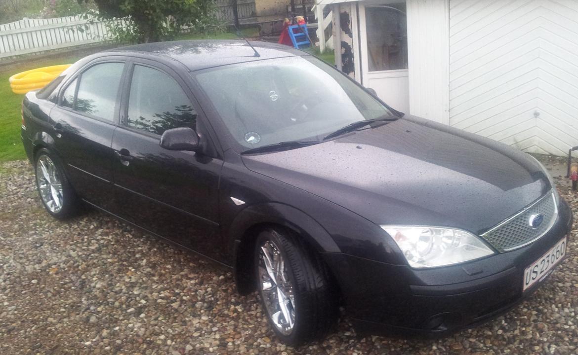 Ford Mondeo 2,0 Ghia billede 1