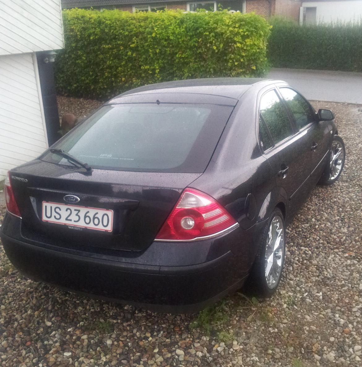 Ford Mondeo 2,0 Ghia billede 2
