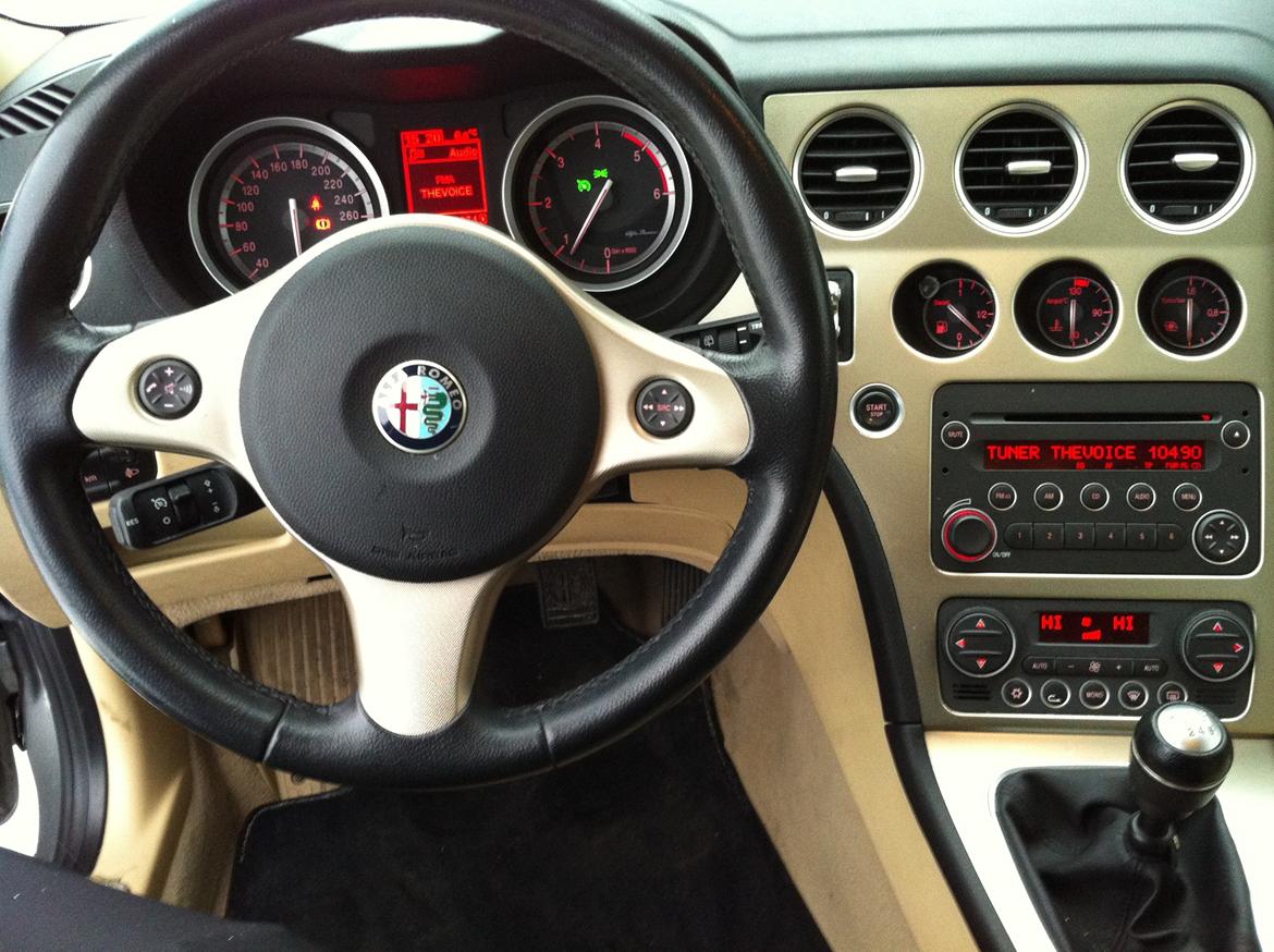 Alfa Romeo 159 2,4 JTD Lusso Sportwagon billede 8