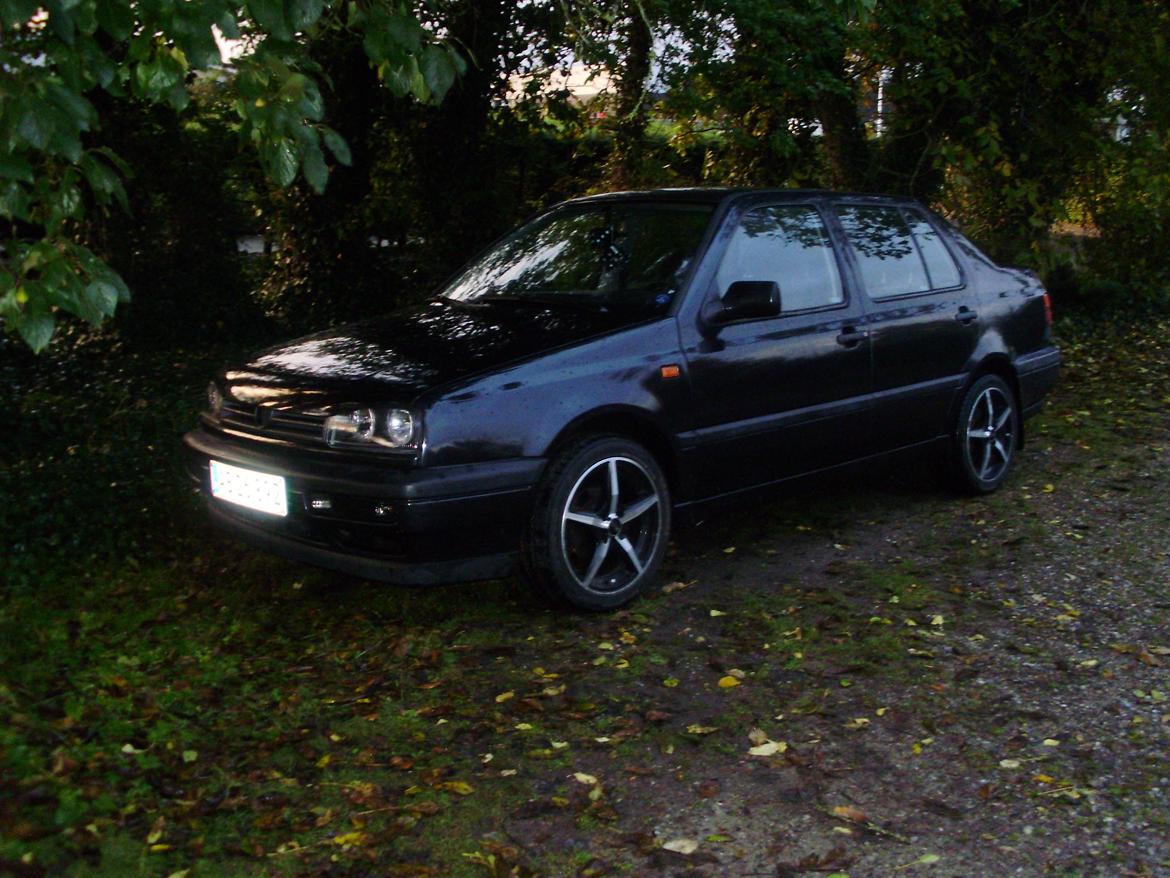 VW Vento billede 1