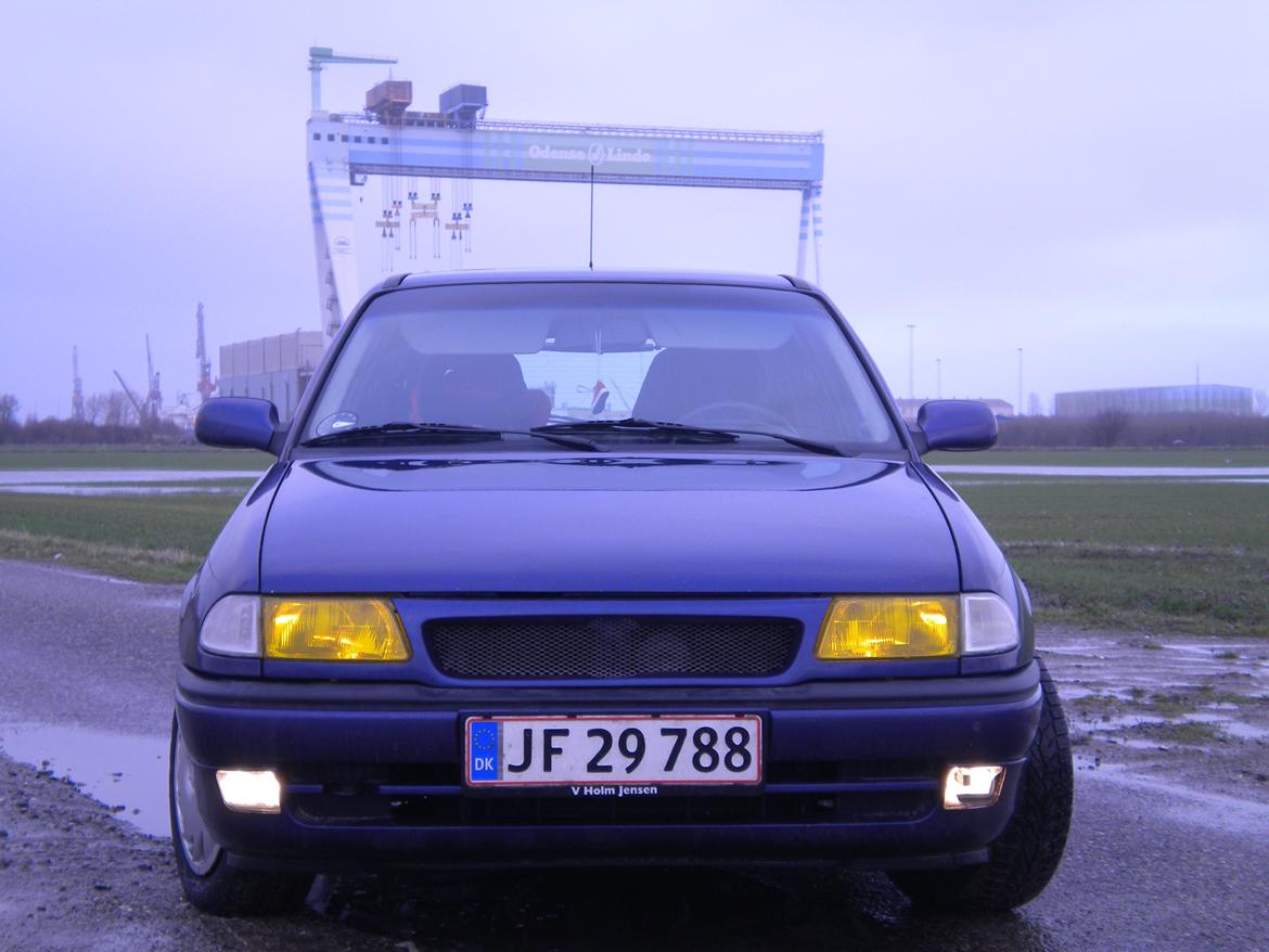 Opel Astra f 1.6 16v ecotech billede 1