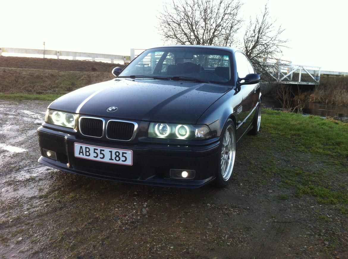 BMW E36 318is billede 4