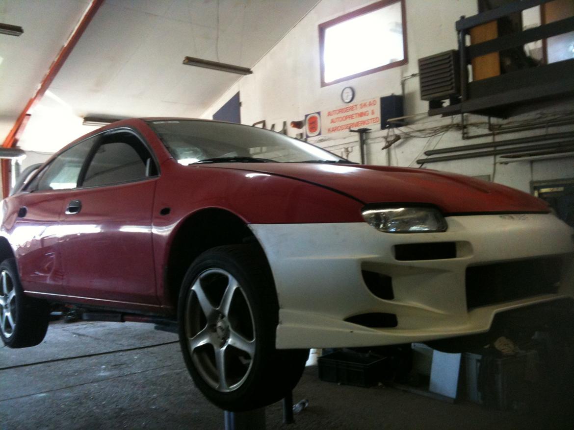 Mazda 323 f ba - under ombygning billede 5