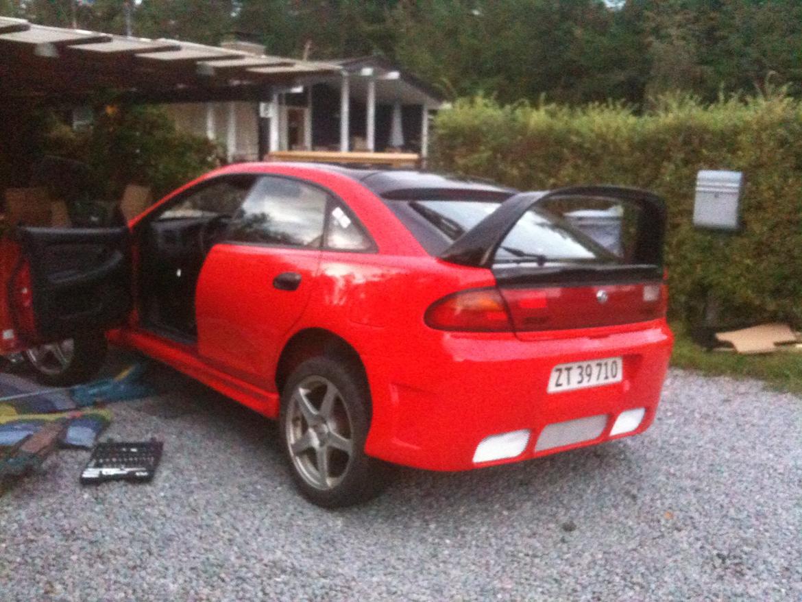 Mazda 323 f ba billede 9