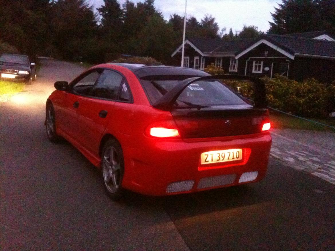 Mazda 323 f ba billede 12