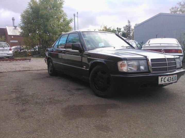 Mercedes Benz 190e the black widow - the black widow  billede 1