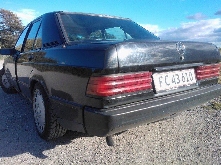 Mercedes Benz 190e the black widow - rumpetten uden rørhale fra kleemann  billede 7