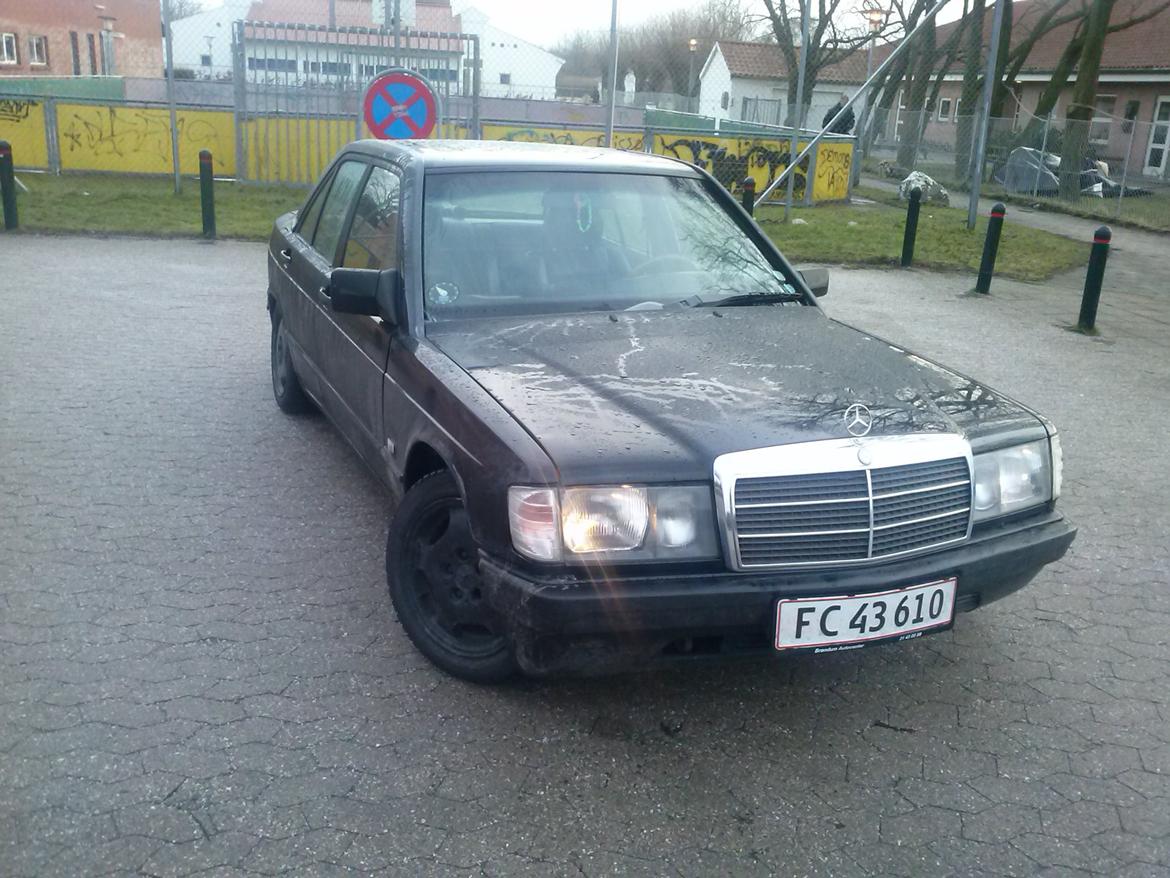 Mercedes Benz 190e the black widow - fronten på the black widow  billede 19