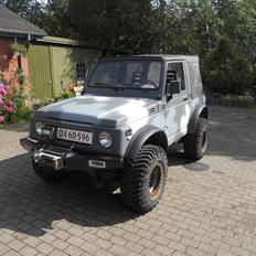 Suzuki sj 413 samurai