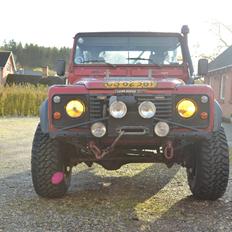 Land Rover Defender 90" TDR6