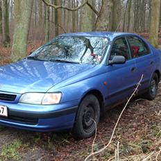 Toyota Carina E