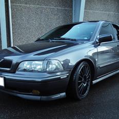 Volvo S40 2.0 Turbo Solgt