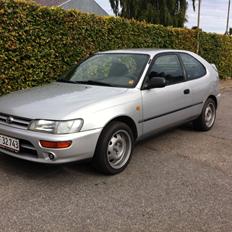 Toyota corolla e10