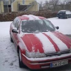 Toyota Corolla e10 sedan