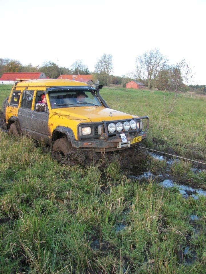 Nissan patrol bus billede 7