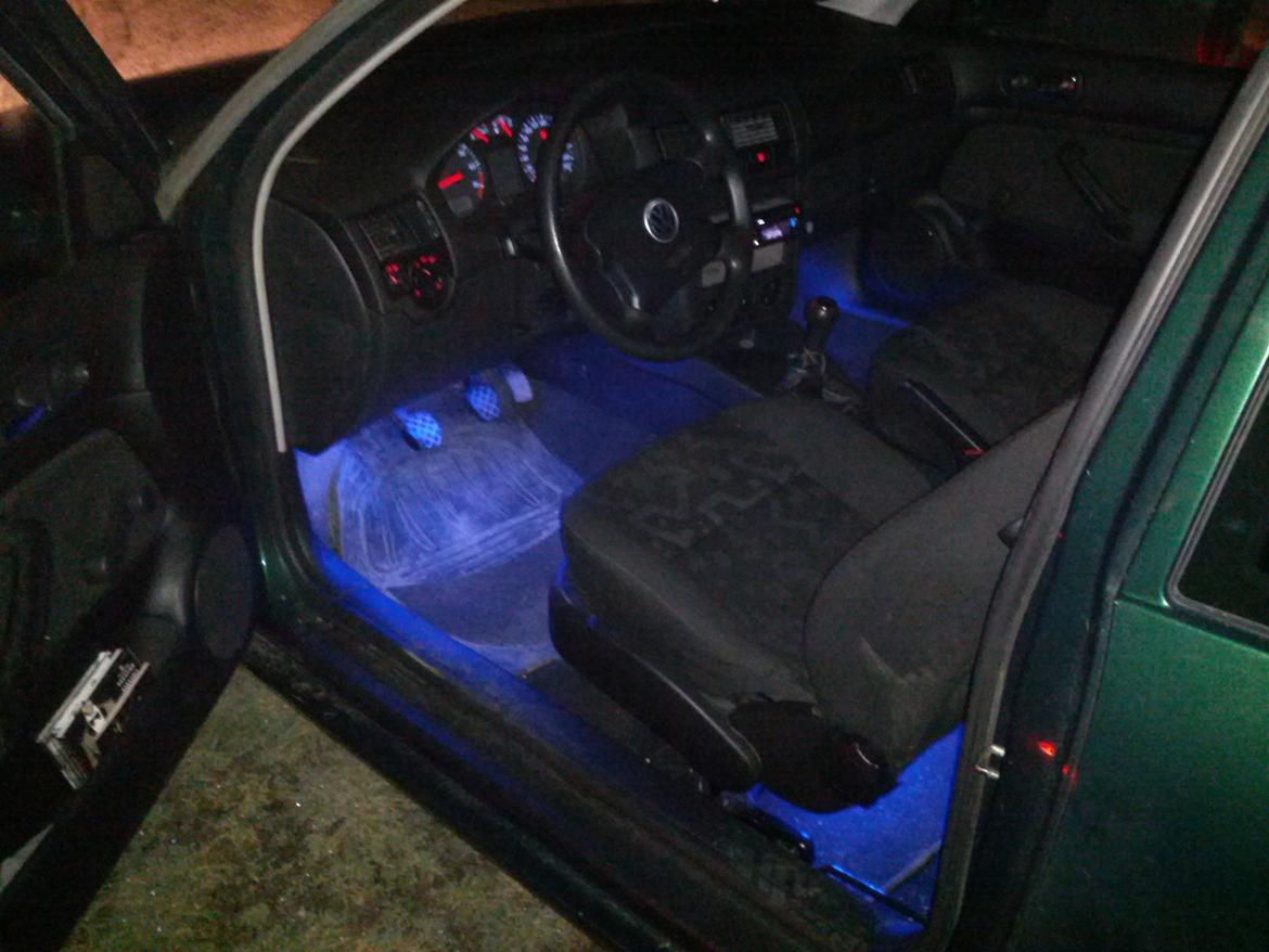 VW Golf IV 1,6 SR (SOLGT) billede 11