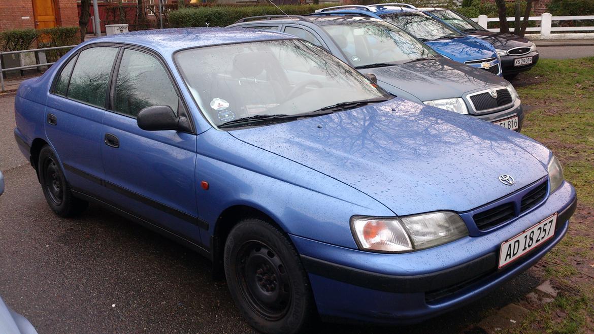 Toyota Carina E billede 5