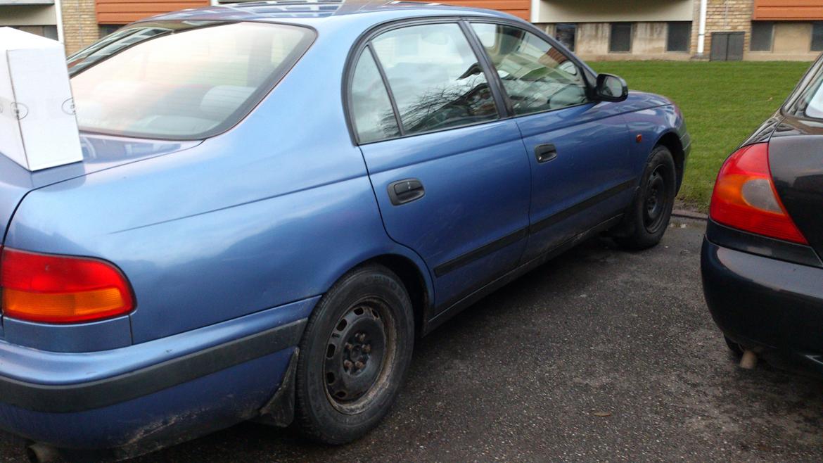 Toyota Carina E billede 8