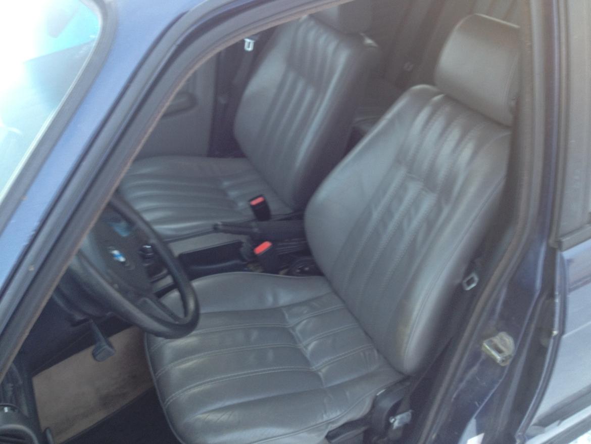 BMW 320i/323i E30 Touring billede 3