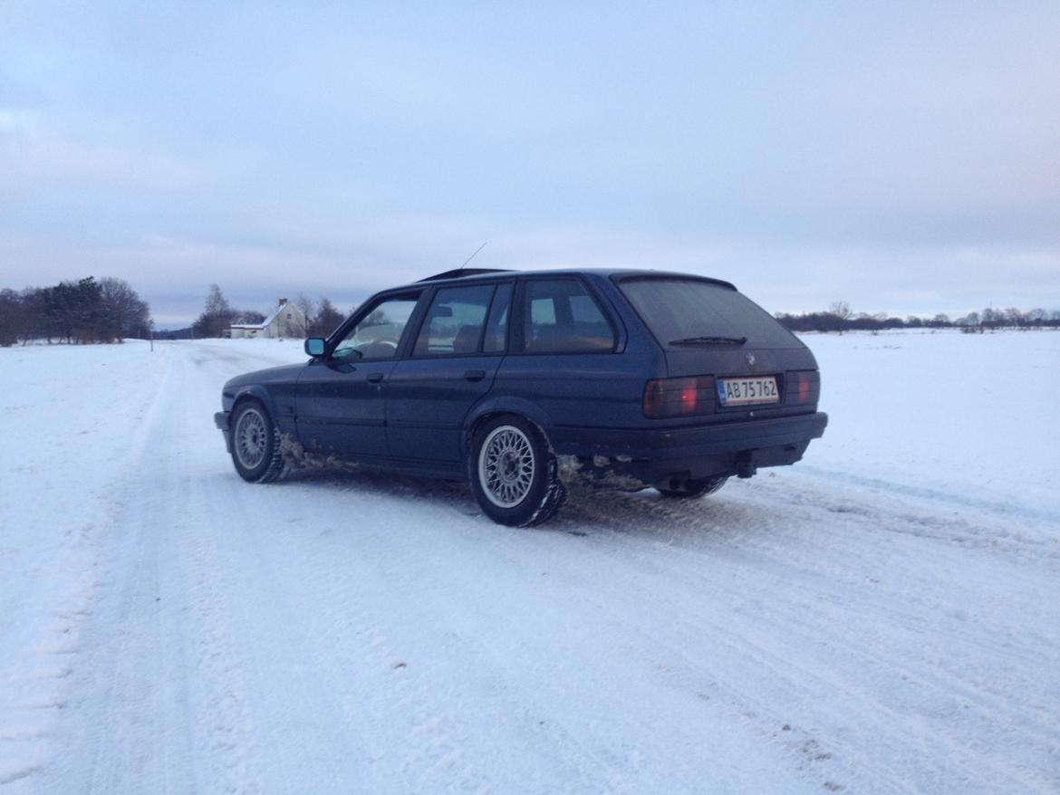 BMW 320i/323i E30 Touring billede 6