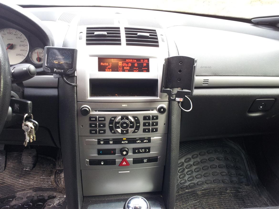 Peugeot 407 solgt billede 10