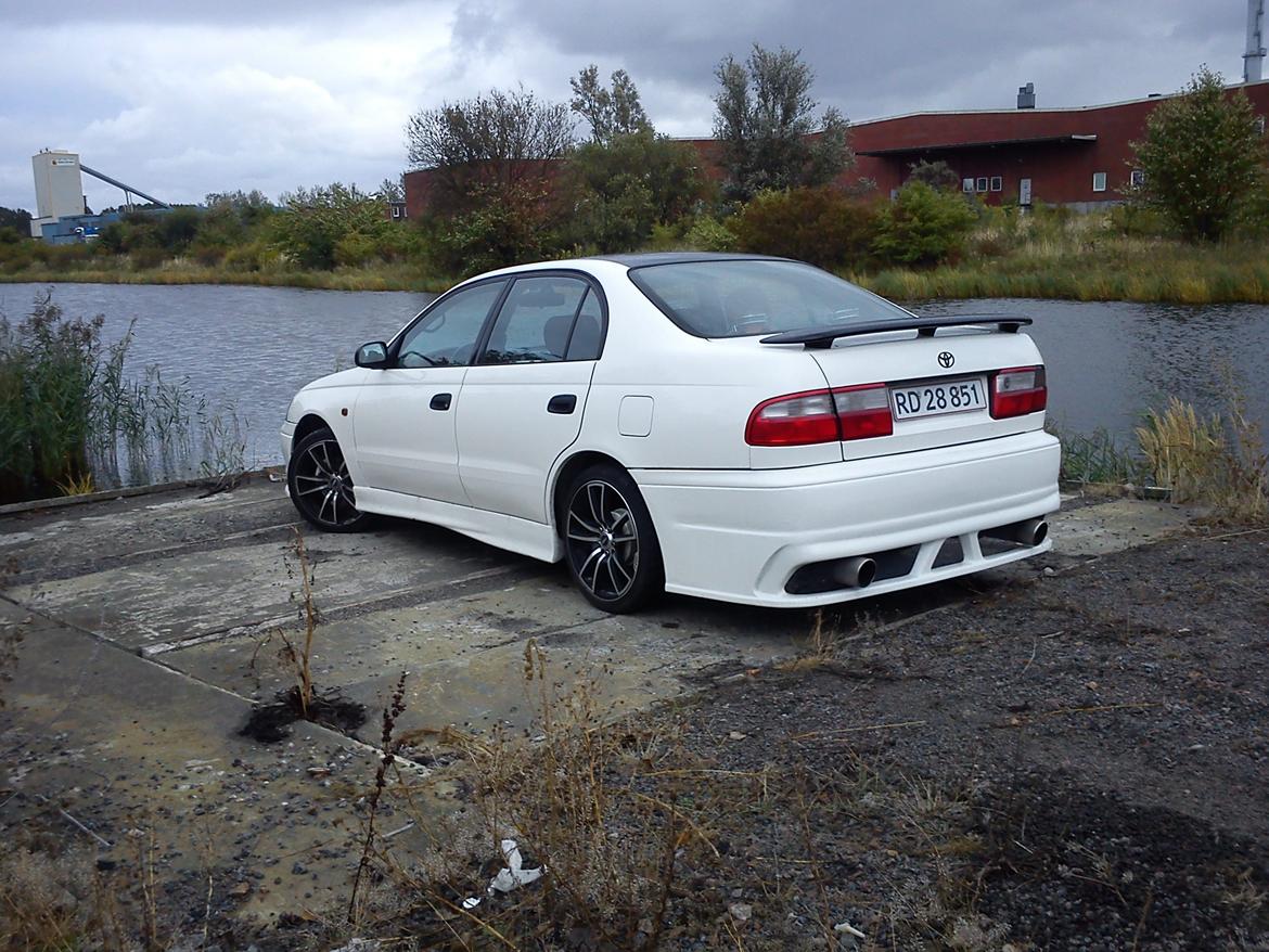 Toyota Carina E billede 17