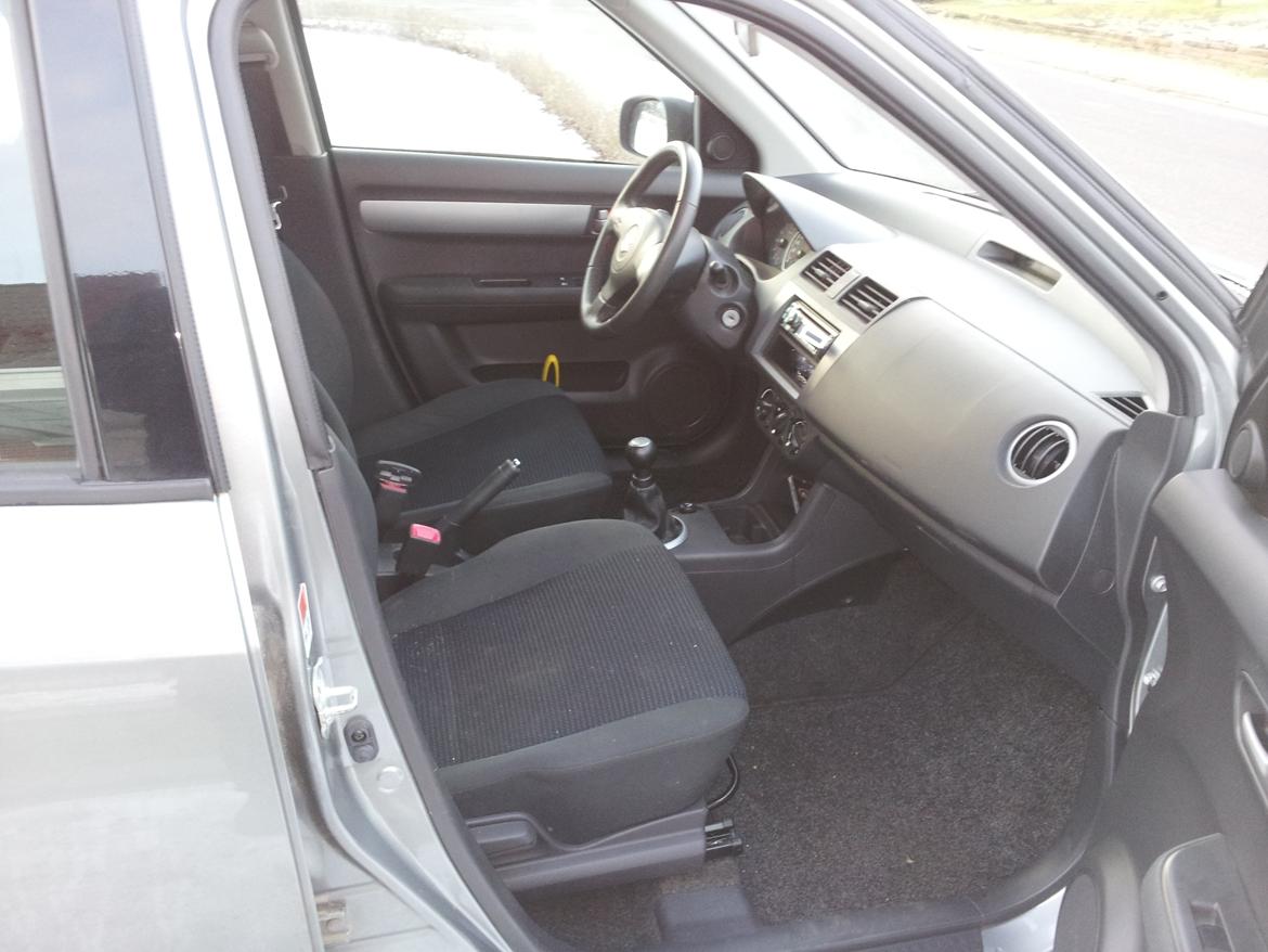 Suzuki Swift 1,3 GLS billede 11