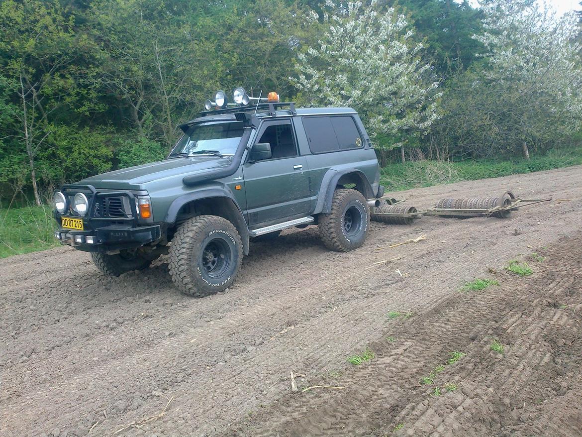Nissan Patrol GR *solgt* - tromler til majs billede 17