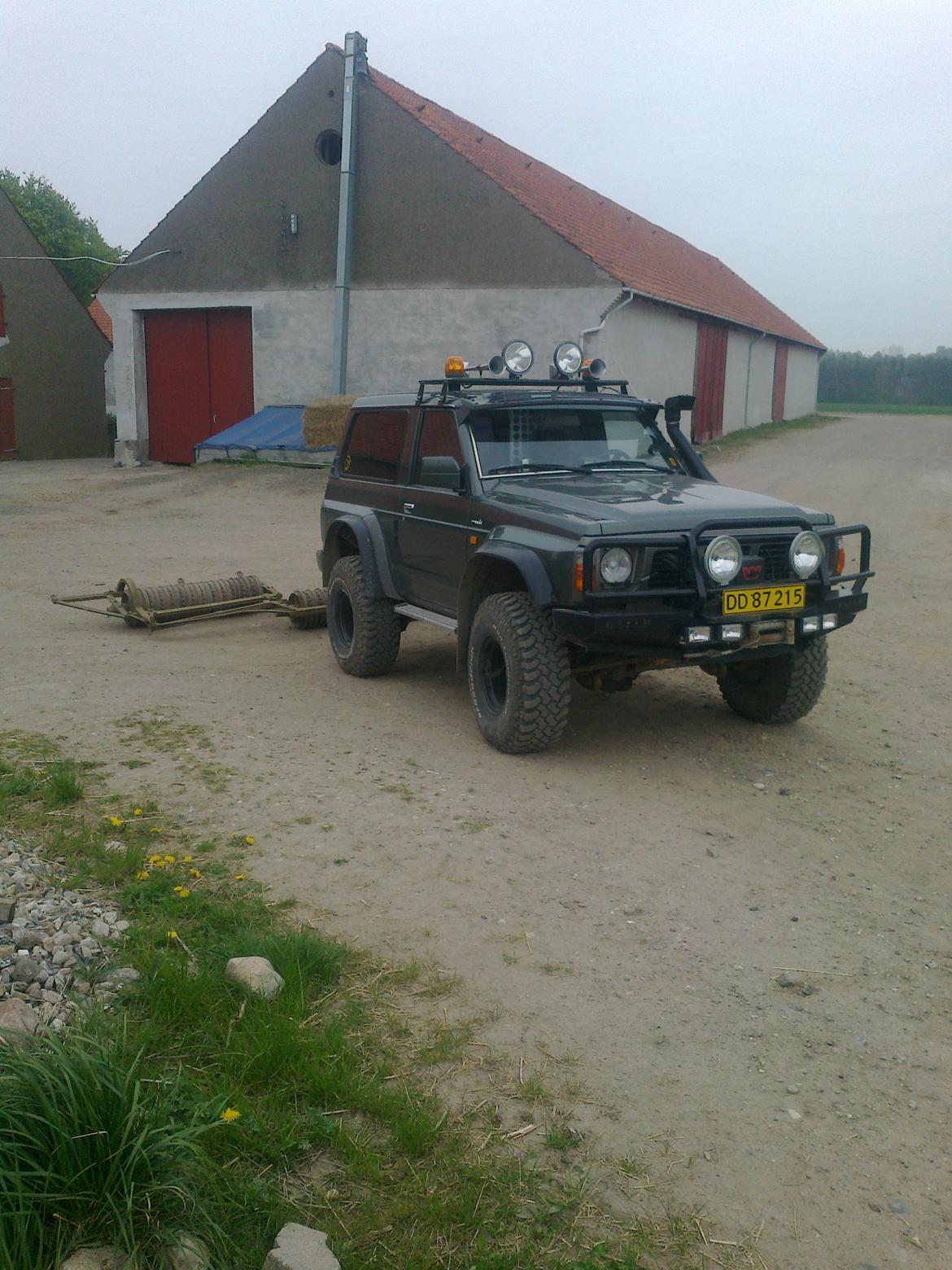 Nissan Patrol GR *solgt* - ud for at tromle til majs billede 18