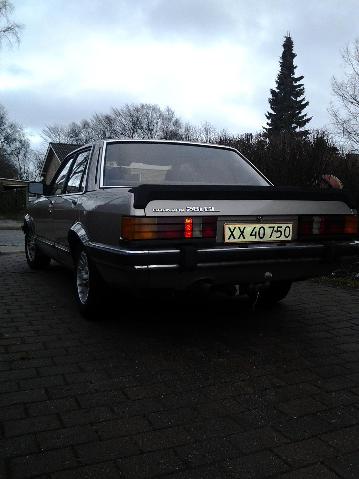 Ford granada 2,8i gl billede 4