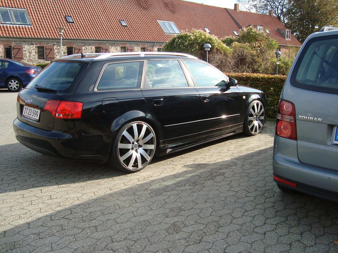 Audi A4 2.0 TDI AVANT billede 12